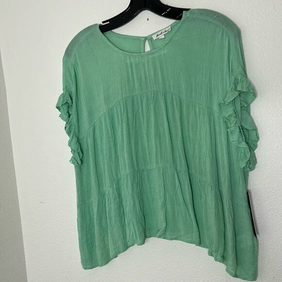 Derek heart Solid Tiered Ruffled-Cuff Top Size Large Green NWT - Picture 1 of 6
